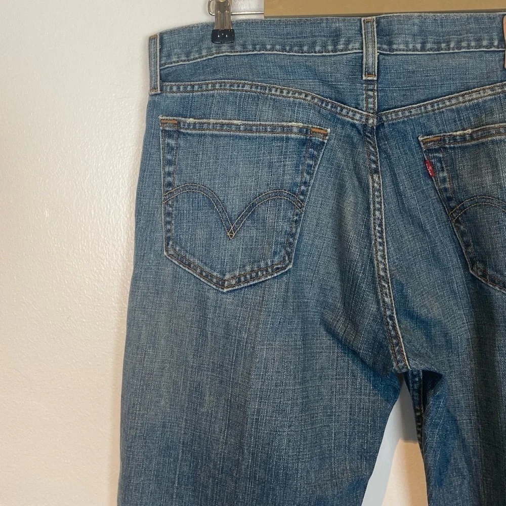Levi's Men's 527 Low Bootcut Fit Jeans Size 36X34 Mid Wash‎ Cotton Color Blue